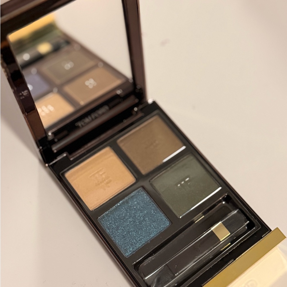 Tom Ford Eye Palette - Blue and Olive Tones